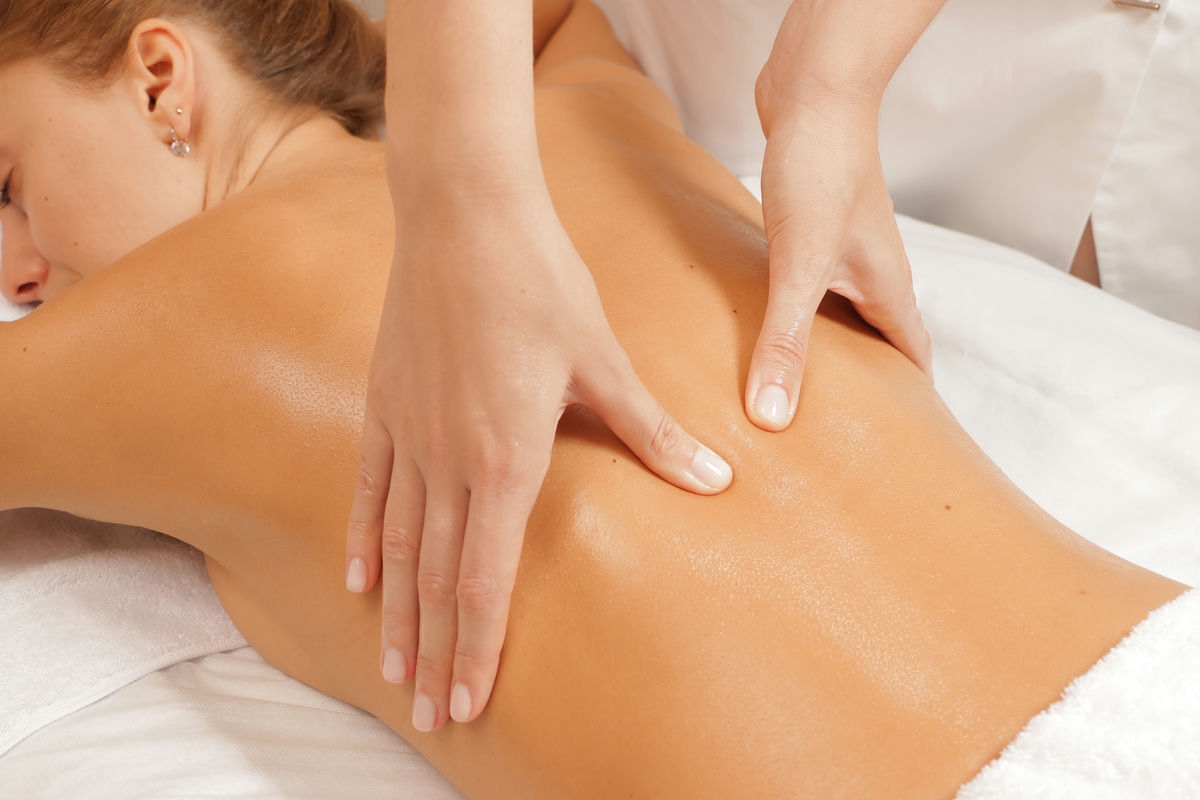 Классический массаж тела